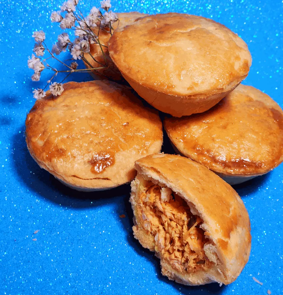 Mini Empada Chicken5.webp