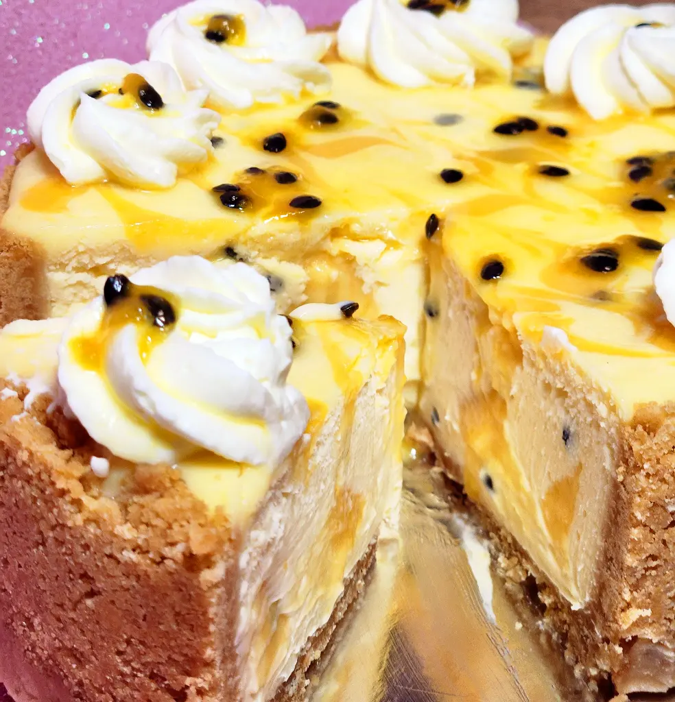 Passionfruit cheesecake4.webp