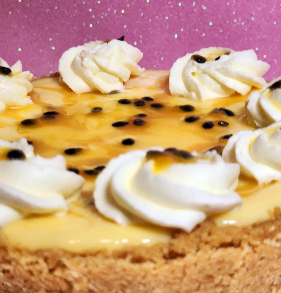 Passionfruit cheesecake8.webp