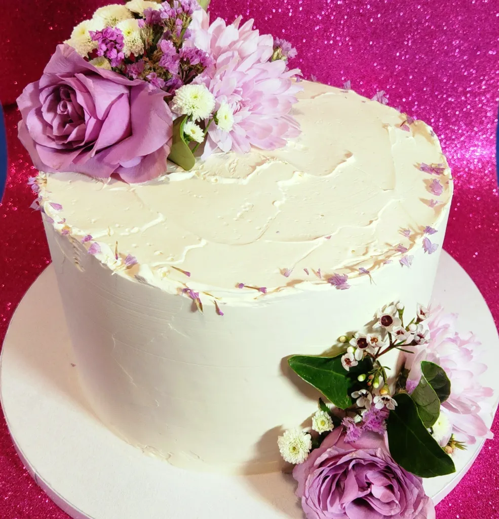 Champagne Cake 1.webp